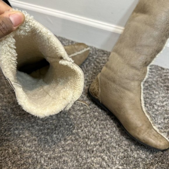 Prada Shearling Lined Distressed Leather Tall Boots Fold-over Tan Size 37 US  7 - Picture 7 of 7